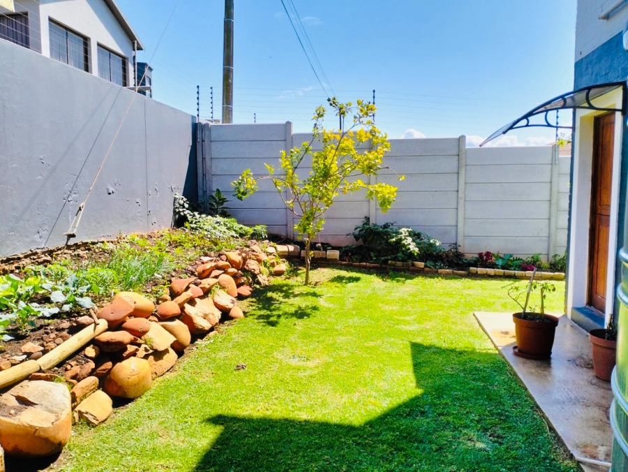 5 Bedroom Property for Sale in De Bakke Western Cape